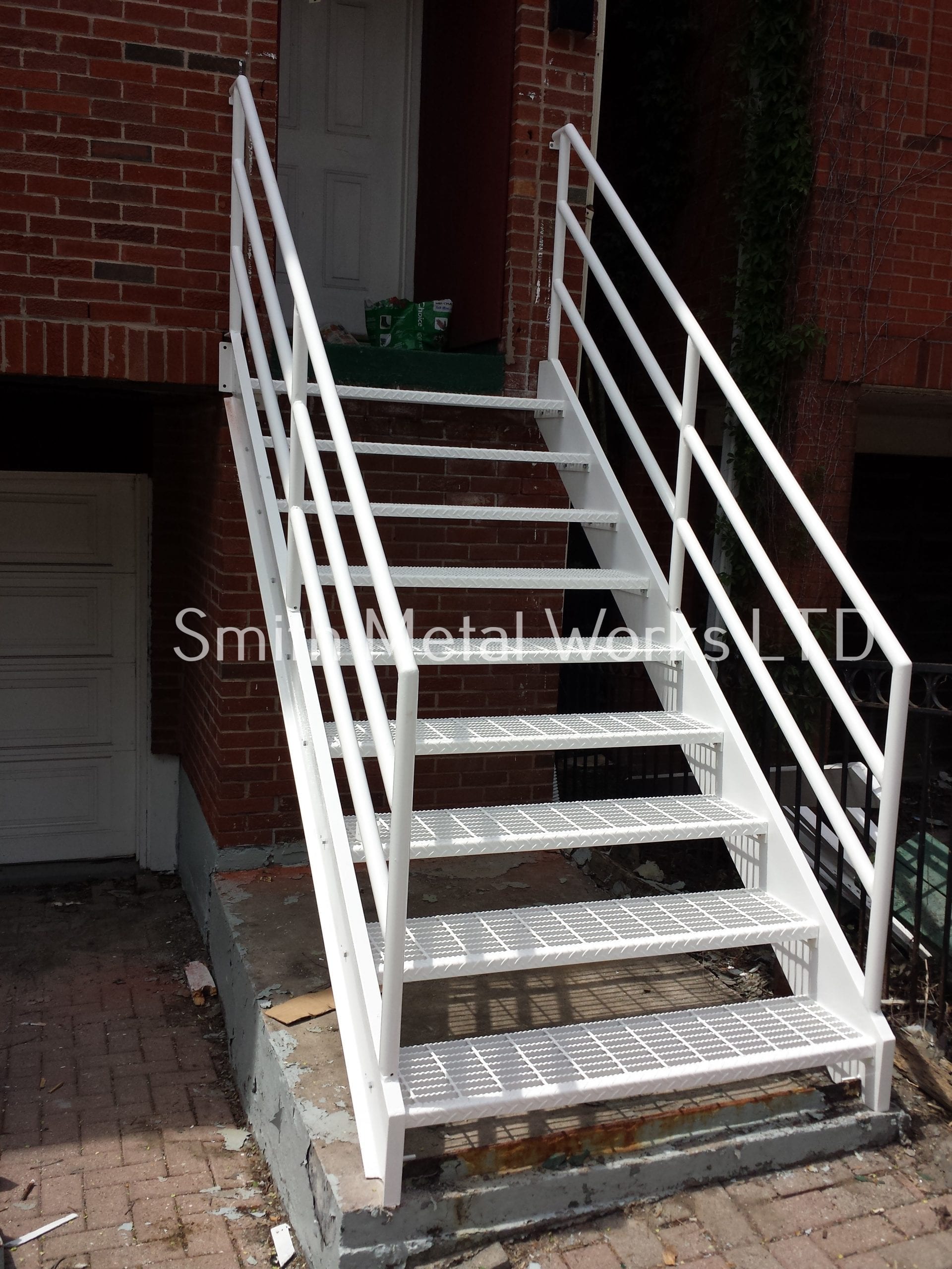 01436 Stairs Ladders
